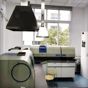 持證上崗專業(yè)技術(shù)過得硬